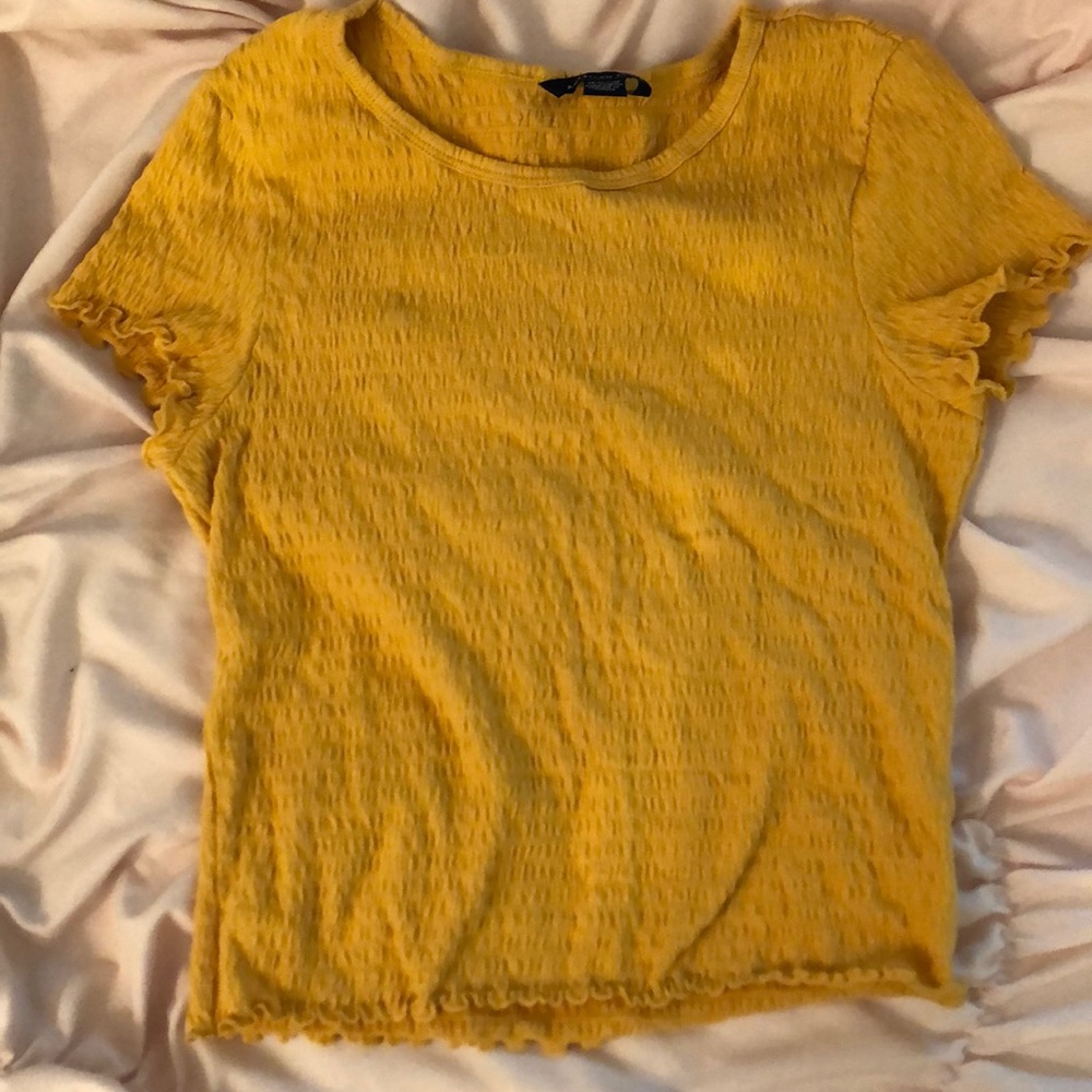 NEVER WORN American Eagle Smocked top
